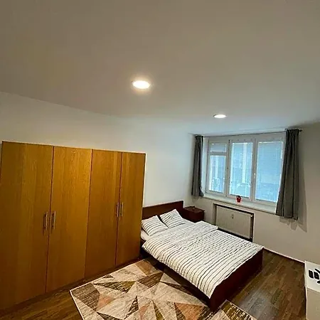 Apartment Luxury 2bed Flat With Free Parking *