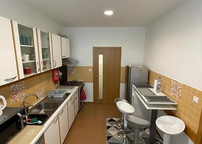 Apartament Luxury 2bed Flat With Free Parking *