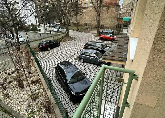 Apartament Luxury 2bed Flat With Free Parking Bratislava