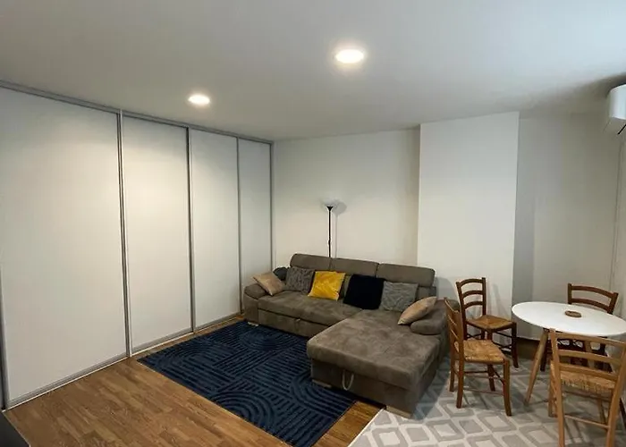 Luxury 2bed Flat With Free Parking Appartement Bratislava