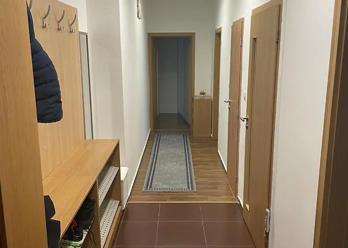 Апартаменти Luxury 2bed Flat With Free Parking Братислава